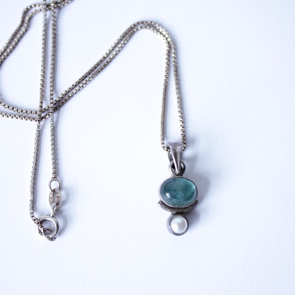• the vtg stacked gemstone pendant - Picture 1 of 7